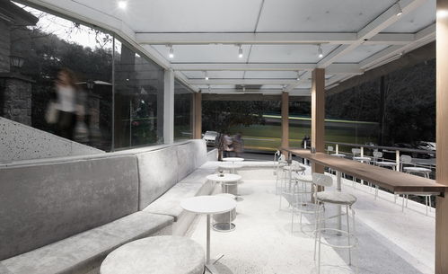 杭州半山單色咖啡店空間設計案例解析與十大專業餐飲設計公司分享